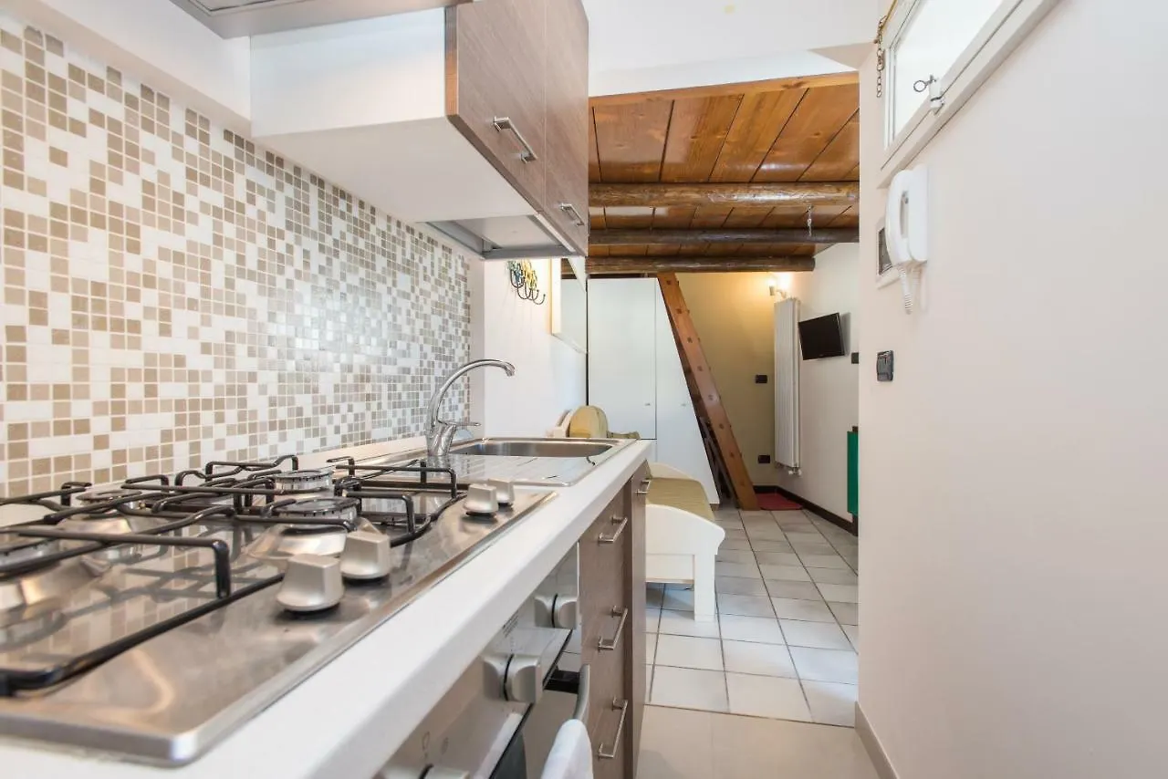 Il Garbino Suite And Apartment Lecce 0*,  Italien